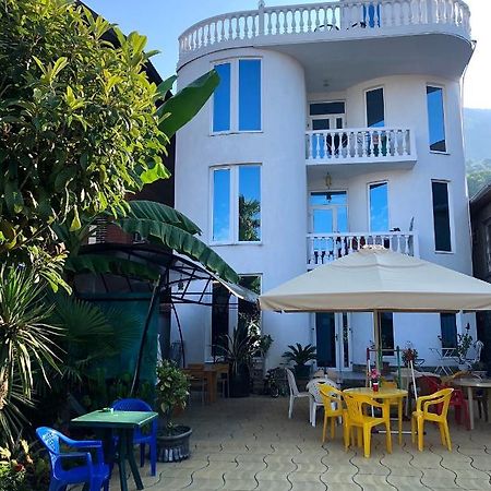 Emiliya Guest House Gagra Luaran gambar