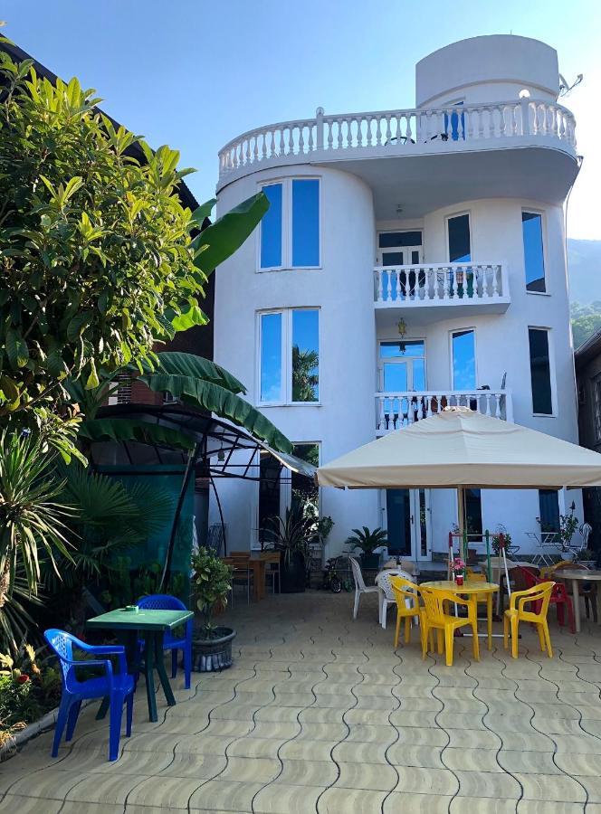 Emiliya Guest House Gagra Luaran gambar