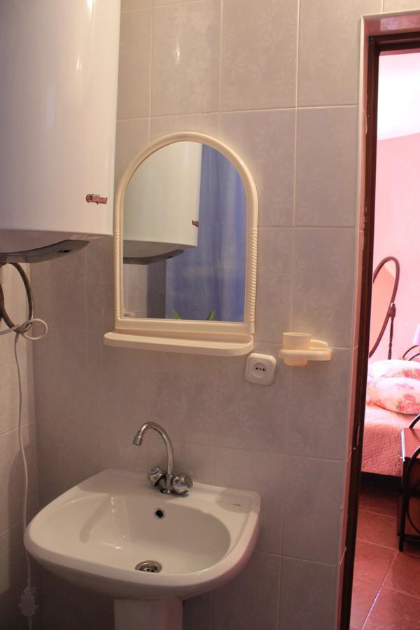 Emiliya Guest House Gagra Luaran gambar