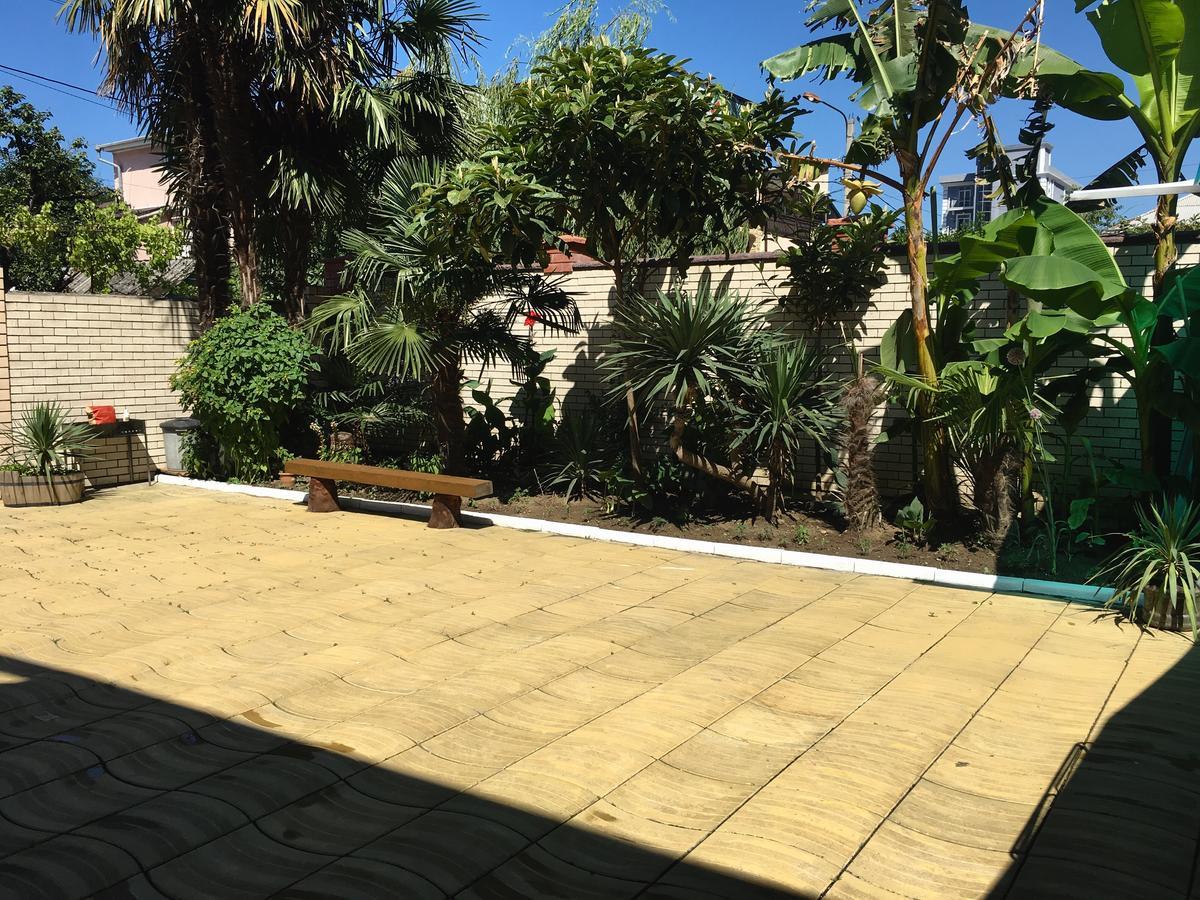 Emiliya Guest House Gagra Luaran gambar