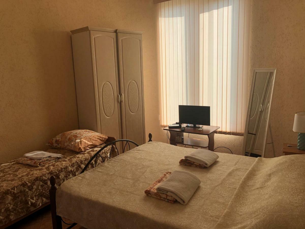 Emiliya Guest House Gagra Luaran gambar
